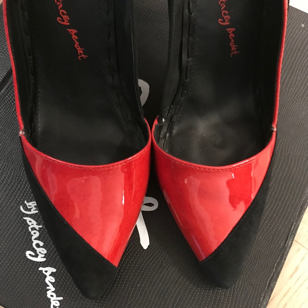 Alice + Olivia Deon pumps (Red & Black) like Dina